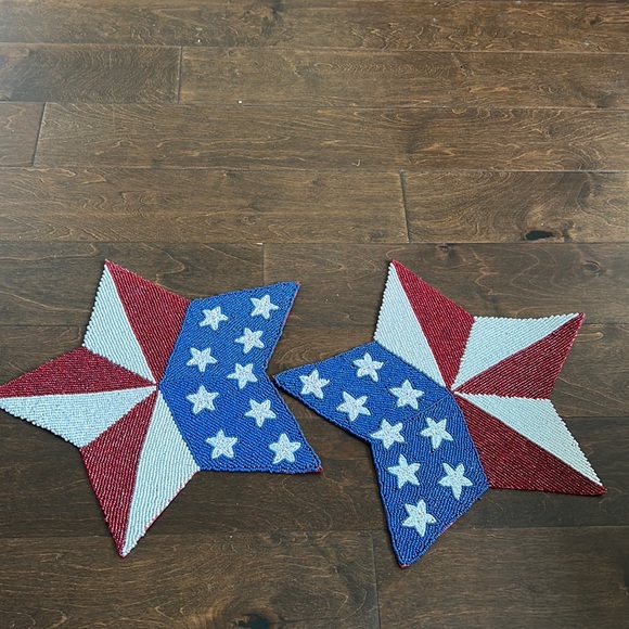 2 STOREHOUSE AMERICANA